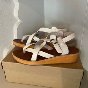 Lucky Brand Cream Sandals with Crisscross Straps